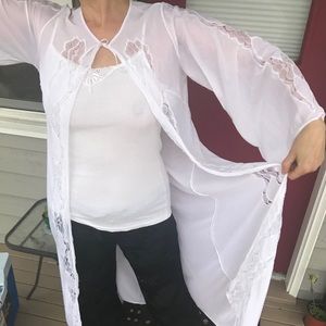 Vintage 1970s nightgown robe white with lace Sz. 46